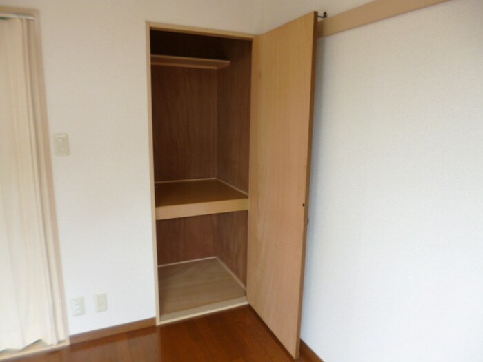 物件内観写真8　(収納)