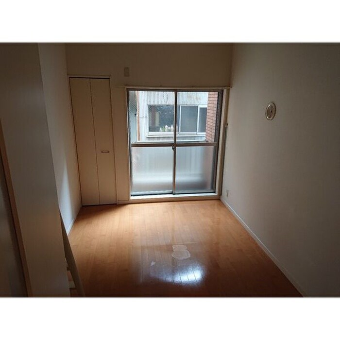 物件内観写真5　(居室)