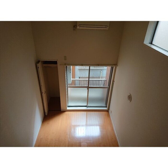 物件内観写真11　(ロフト)