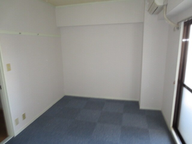 物件内観写真12　(居室)