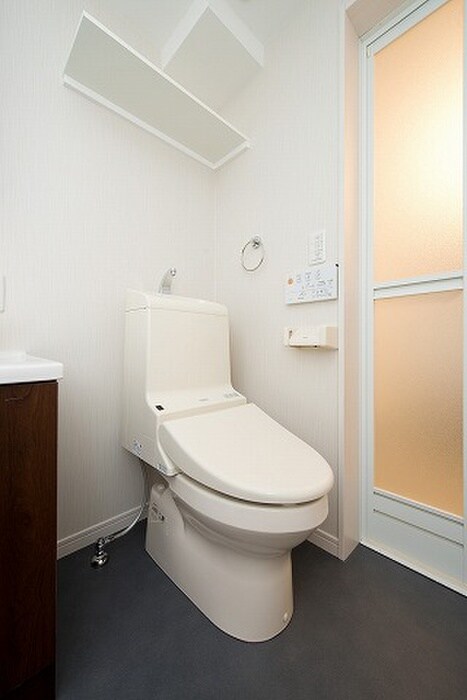 物件内観写真14　(トイレ)