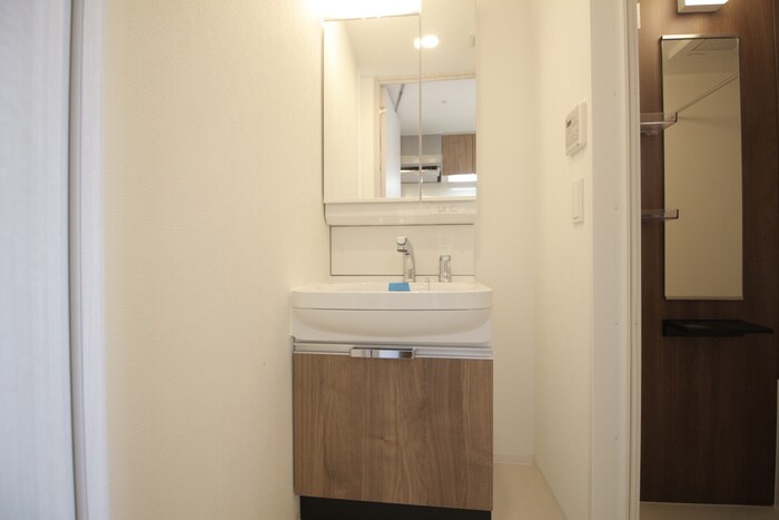 物件内観写真10　(洗面)