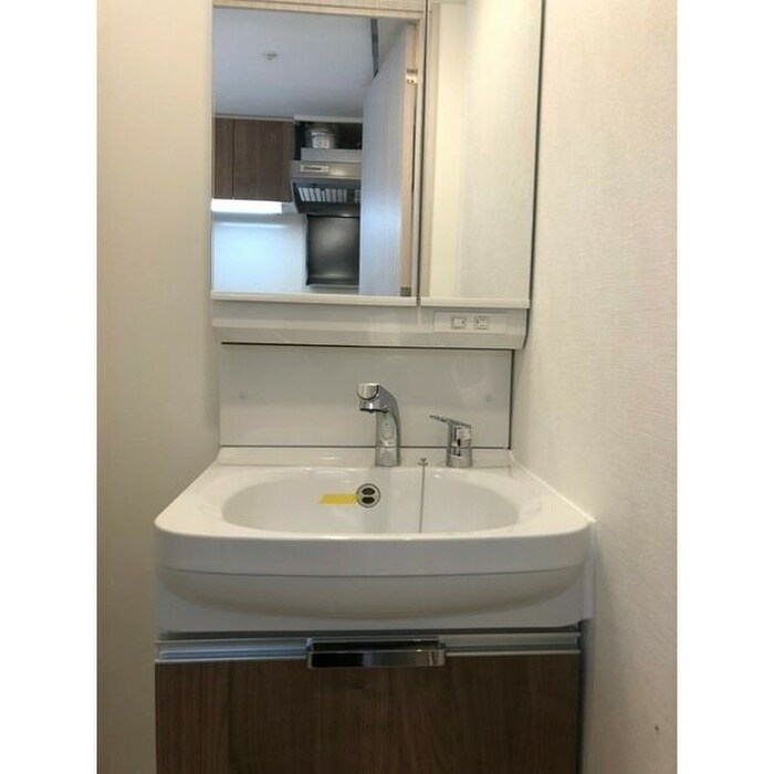 物件内観写真11　(洗面)