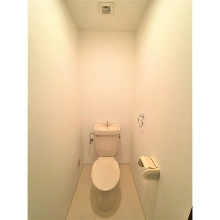 物件内観写真7　(トイレ)