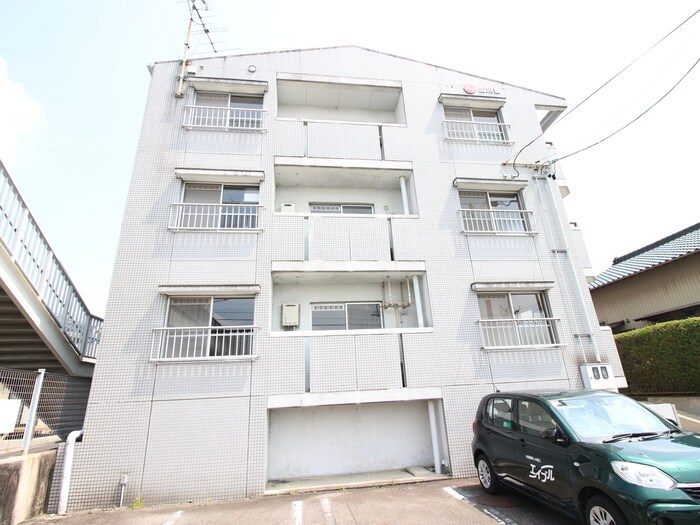 物件外観写真3　(外観写真)