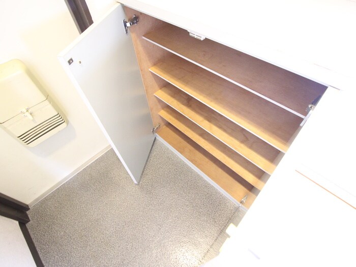 物件内観写真19　(靴箱)