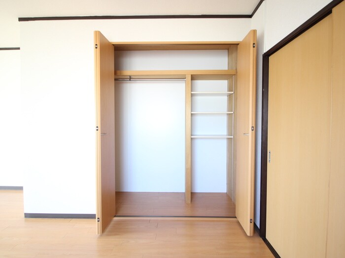物件内観写真9　(収納)