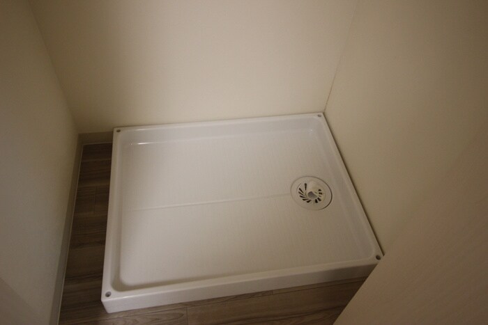 物件内観写真14　(洗濯機置場)