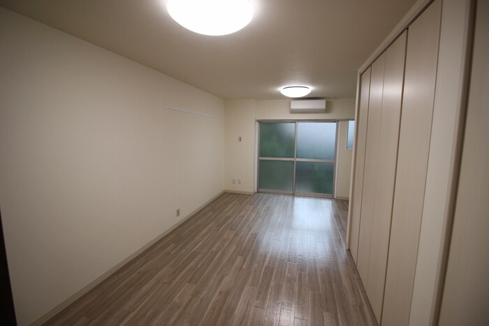 物件内観写真15　(居室)