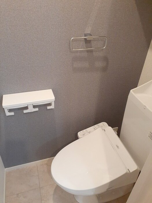 物件内観写真10　(トイレ)