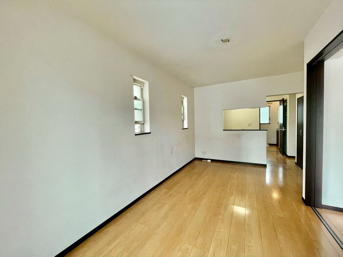 物件内観写真3　(居室)