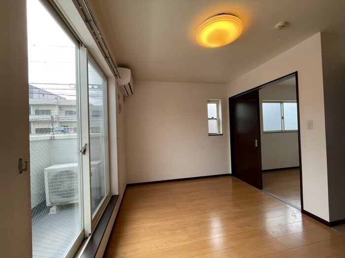 物件内観写真16　(居室)