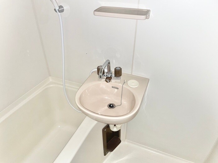 物件内観写真11　(洗面)