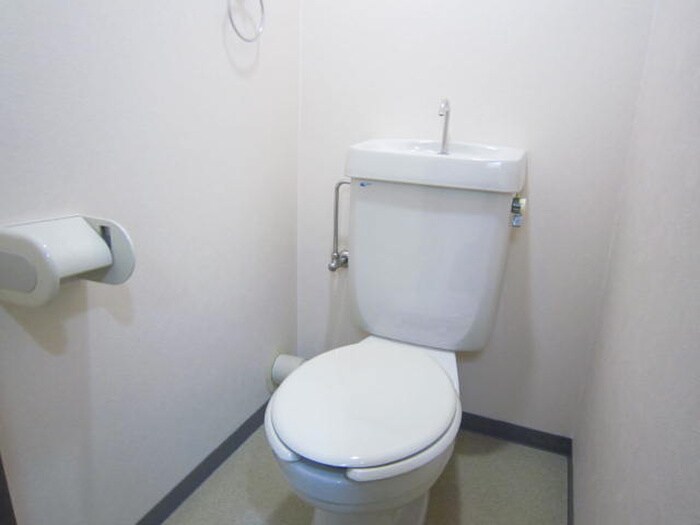 物件内観写真11　(トイレ)