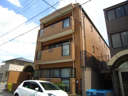 パ－クハイツ元八事外観写真