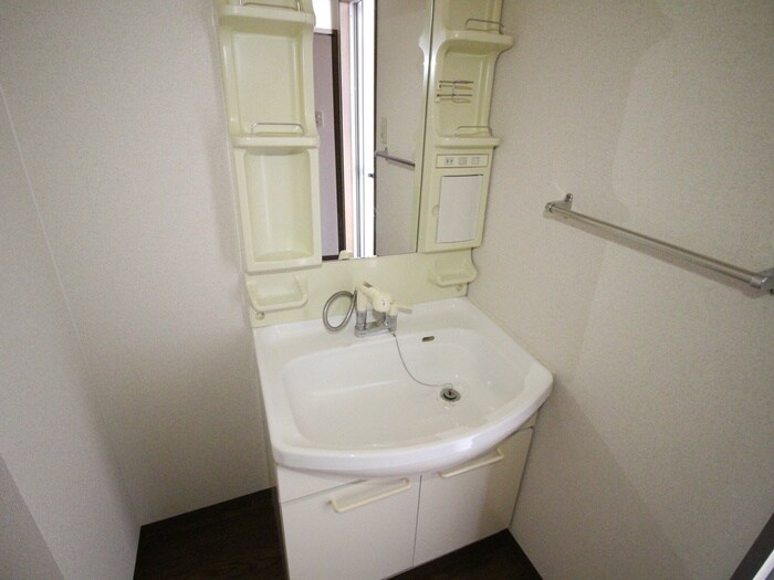 物件内観写真11　(洗面)