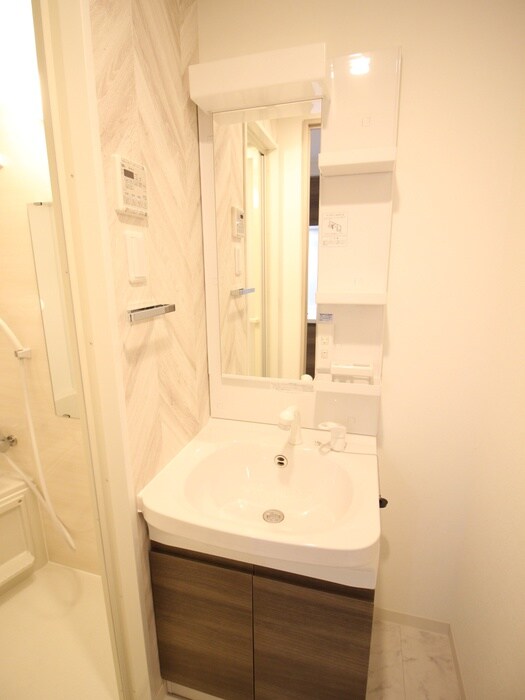 物件内観写真11　(洗面)