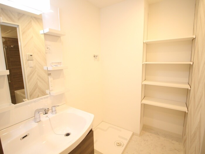 物件内観写真14　(洗面)