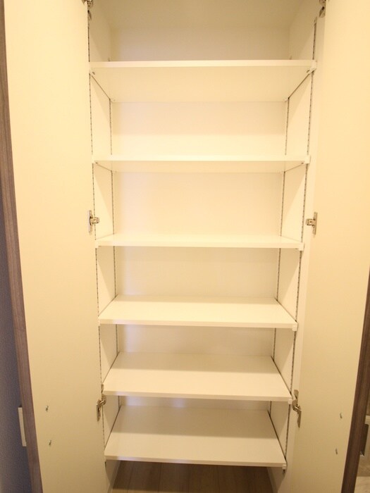 物件内観写真17　(収納)