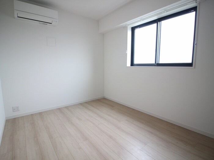 物件内観写真18　(居室)