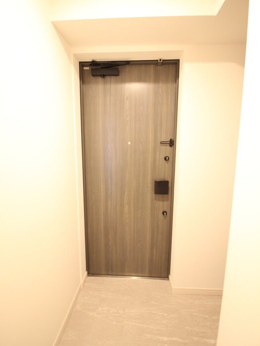 物件内観写真19　(玄関)