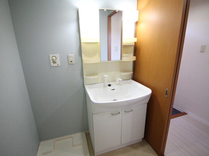 物件内観写真13　(洗面)