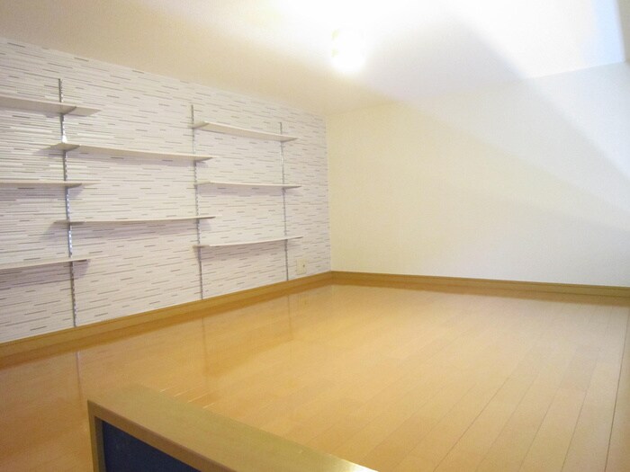 物件内観写真18　(ロフト)