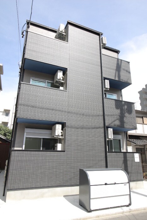 物件外観写真2　(外観写真)