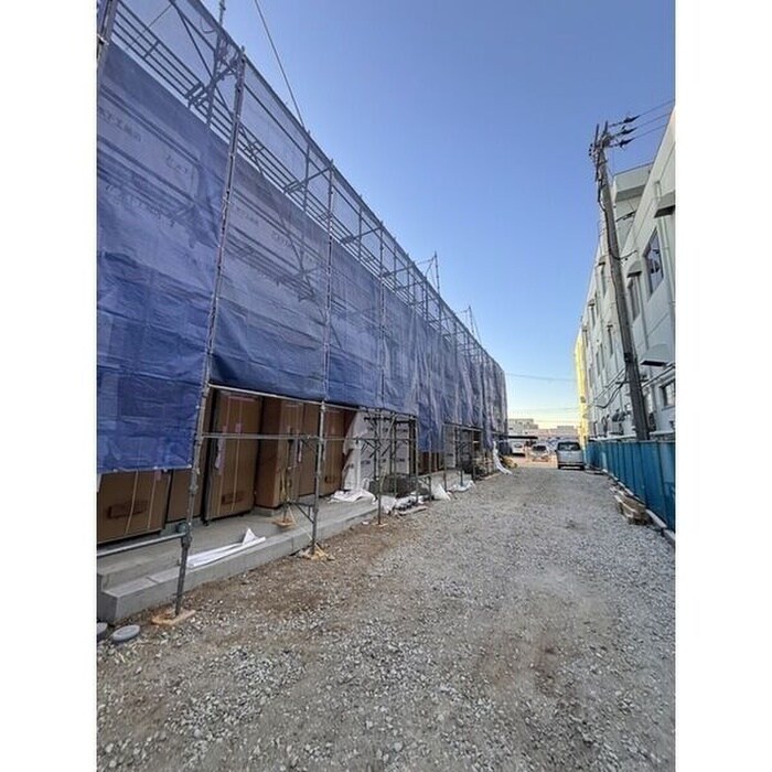 物件外観写真2　(建築中)