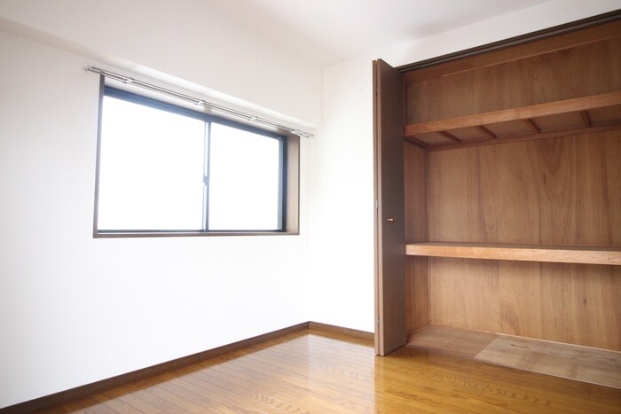 物件内観写真15　(居室)