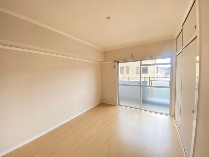 物件内観写真11　(居室)