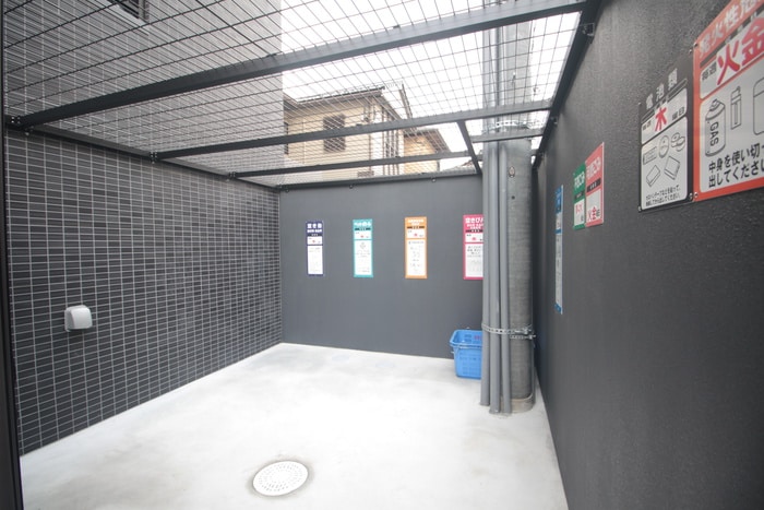 物件外観写真2　(建物設備)