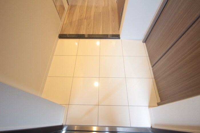 物件内観写真17　(玄関)