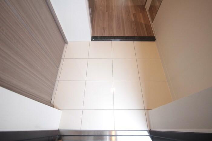 物件内観写真22　(玄関)