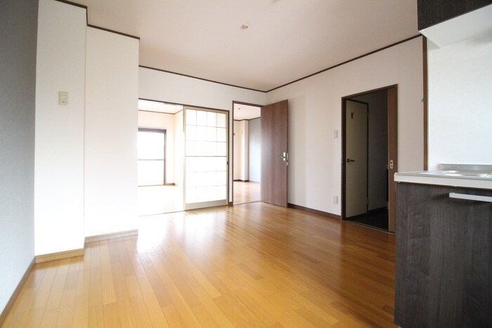 物件内観写真8　(居室)