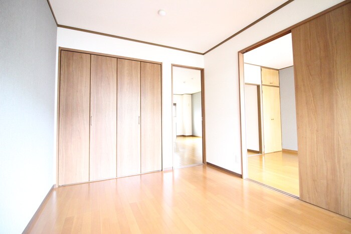 物件内観写真11　(居室)