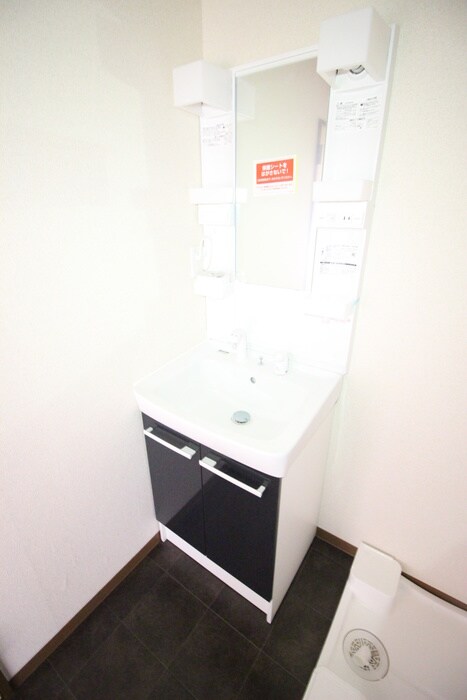 物件内観写真13　(洗面)