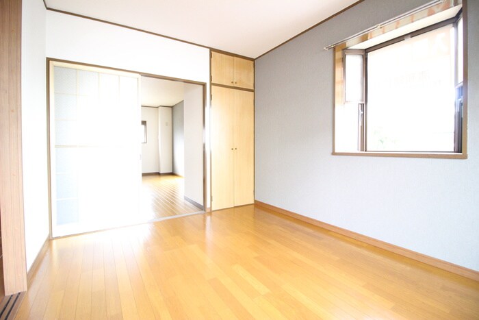 物件内観写真16　(居室)