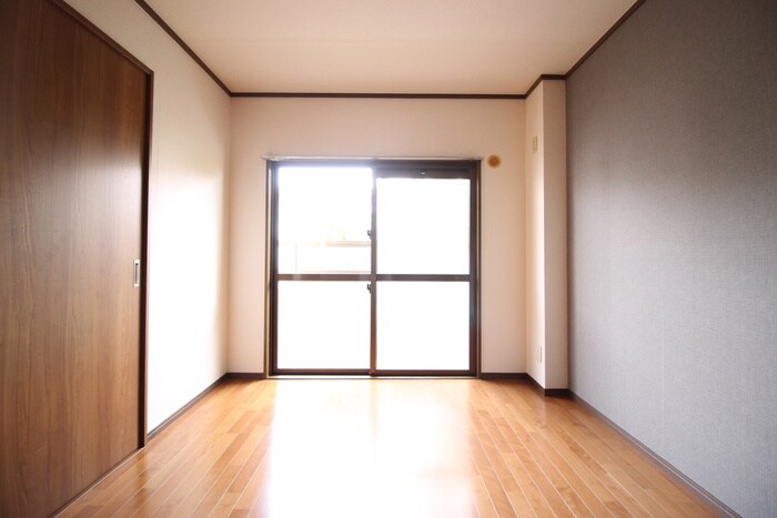 物件内観写真19　(居室)