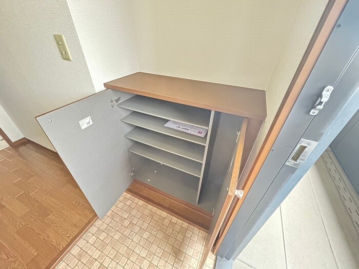 物件内観写真20　(靴箱)