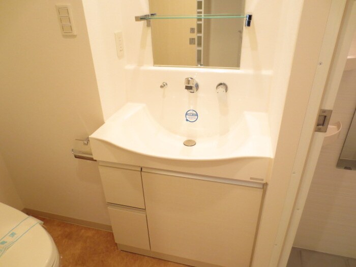 物件内観写真11　(洗面)
