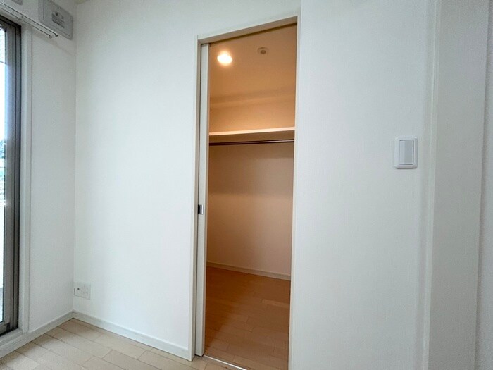 物件内観写真13　(収納)