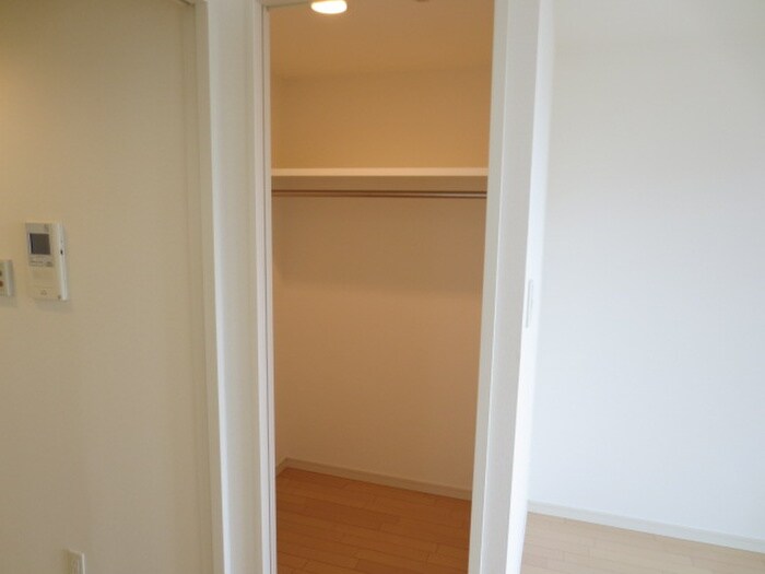 物件内観写真15　(収納)