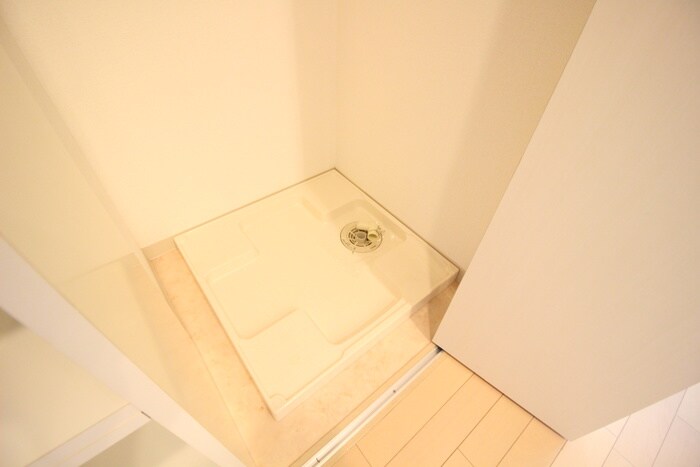 物件内観写真19　(洗濯機置場)