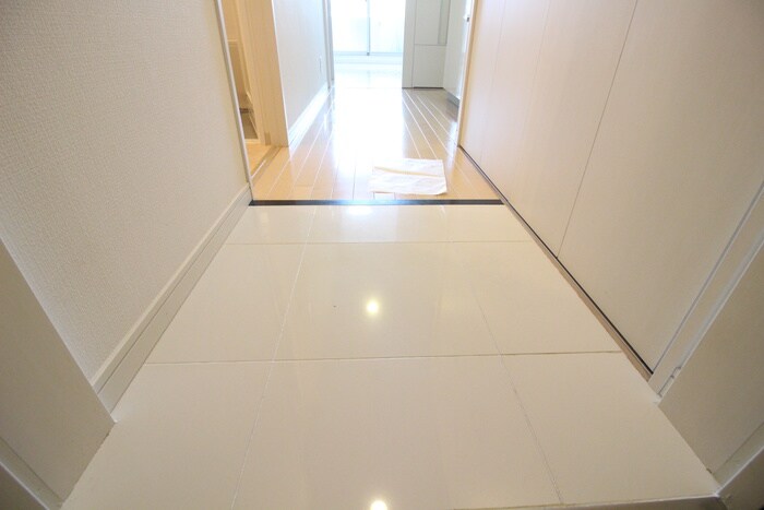 物件内観写真20　(玄関)