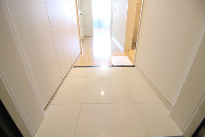 物件内観写真22　(玄関)
