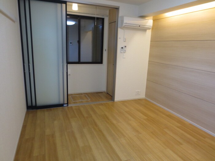 物件内観写真6　(居室)