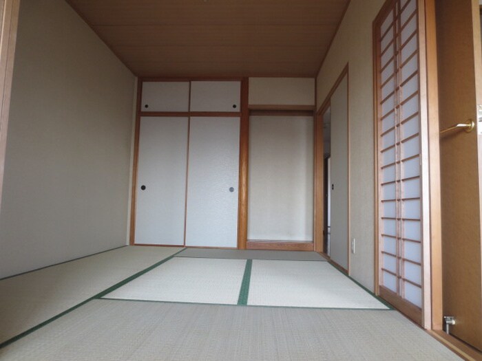 物件内観写真9　(居室)