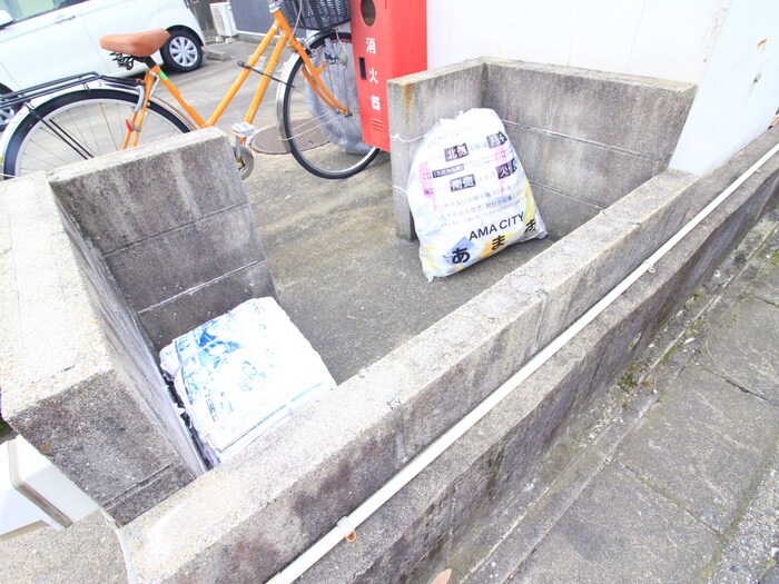 物件外観写真4　(建物設備)