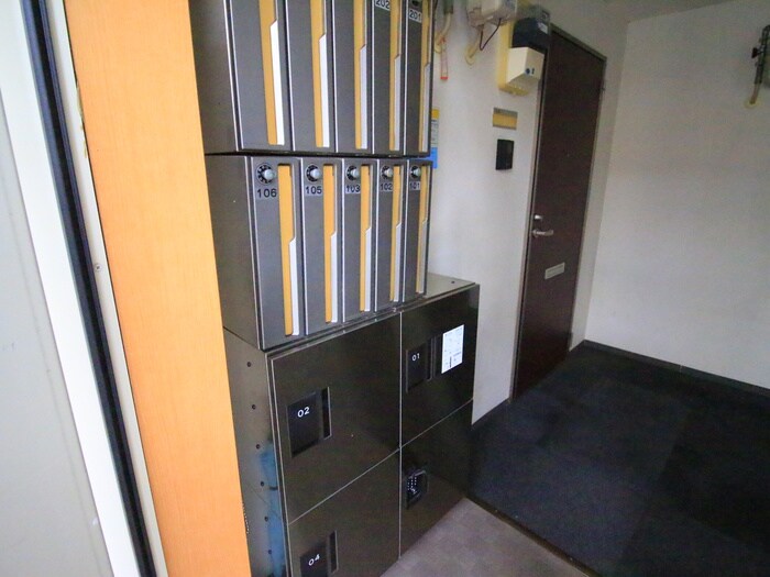 物件外観写真6　(建物設備)